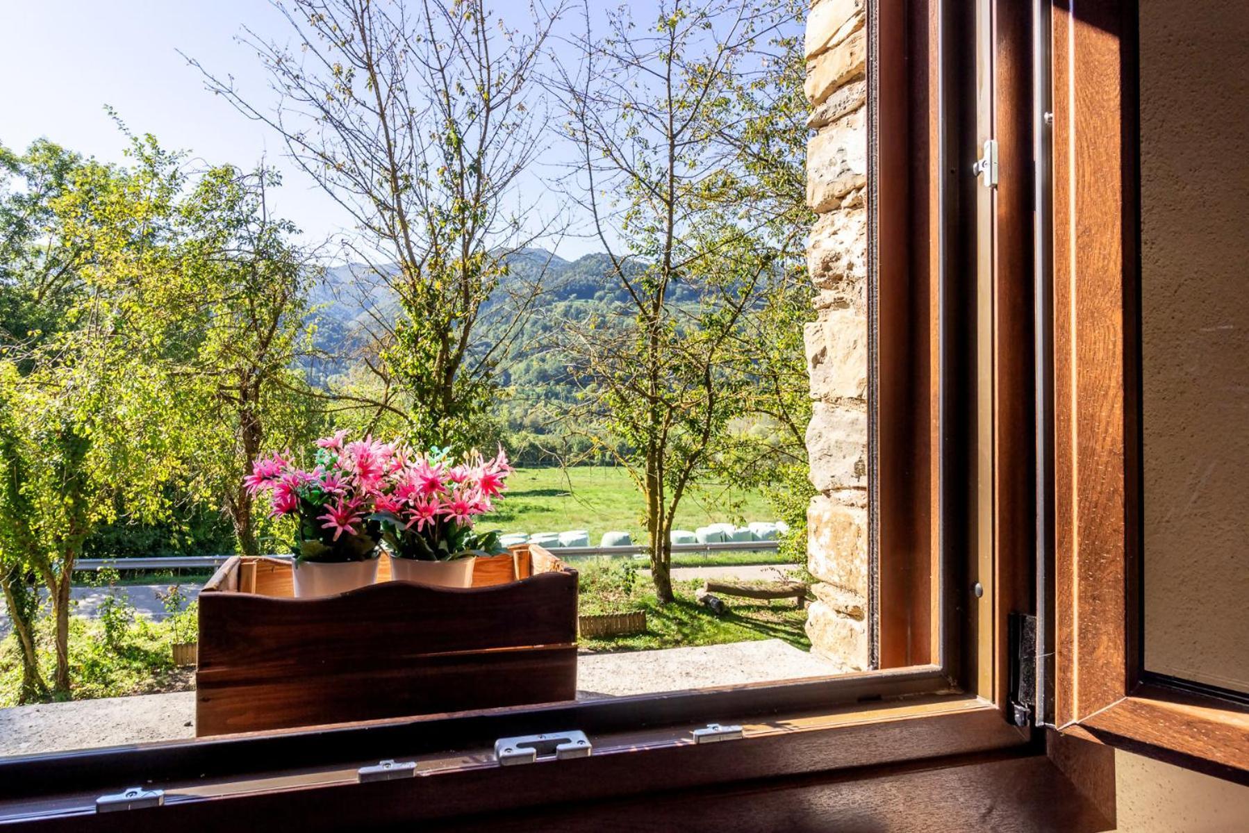 M De Puigsec Mas Rural Al Ripolles Villa Girona Luaran gambar