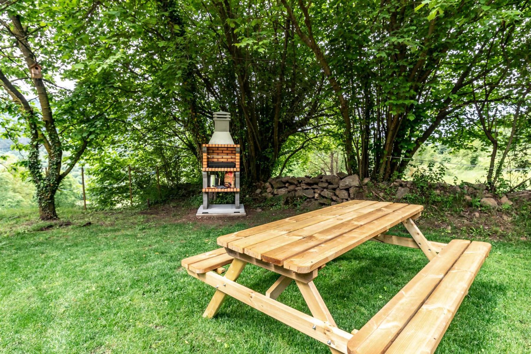 M De Puigsec Mas Rural Al Ripolles Villa Girona Luaran gambar